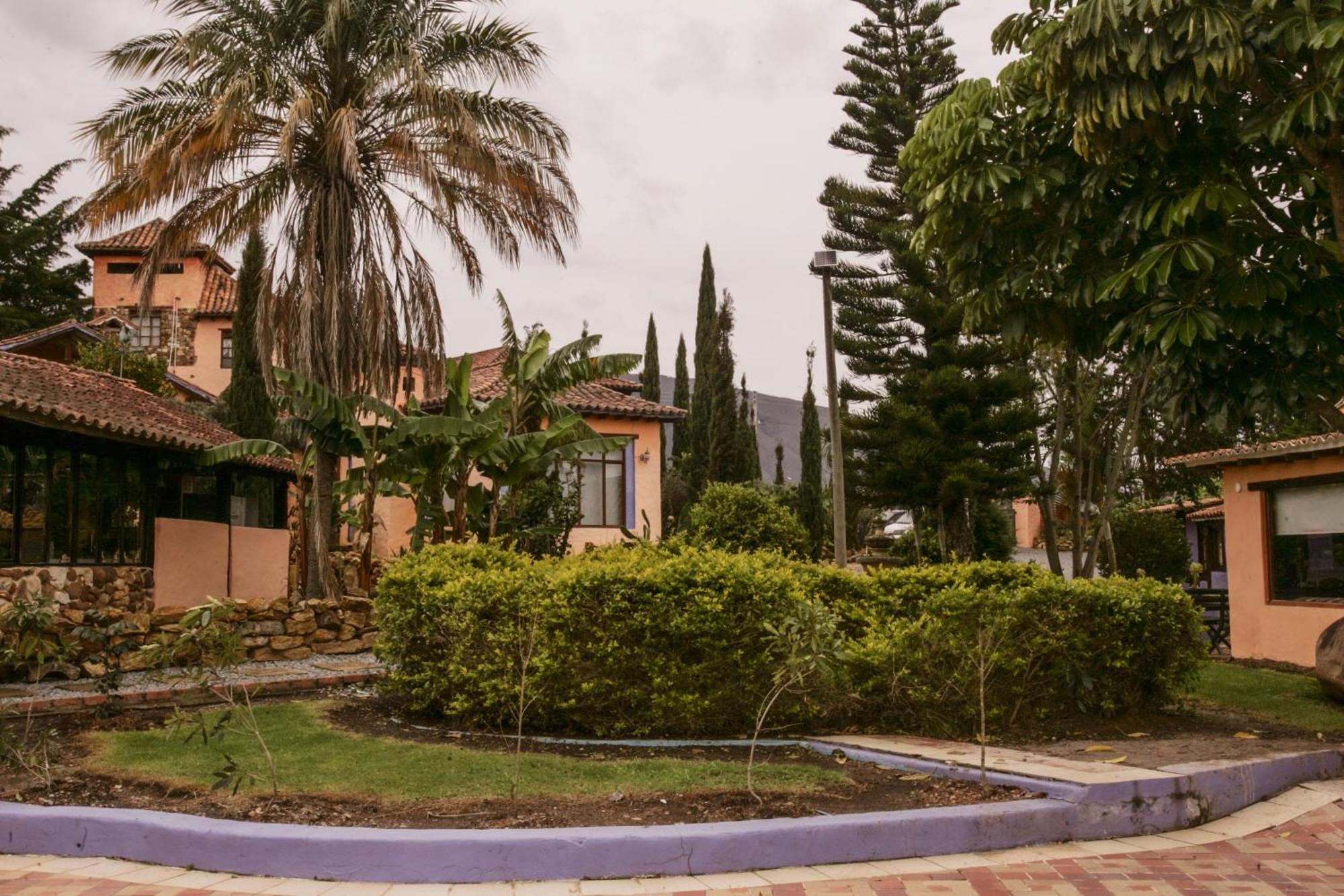 Гостевой дом Hacienda Flamingo Вилья-де-Лейва Экстерьер фото